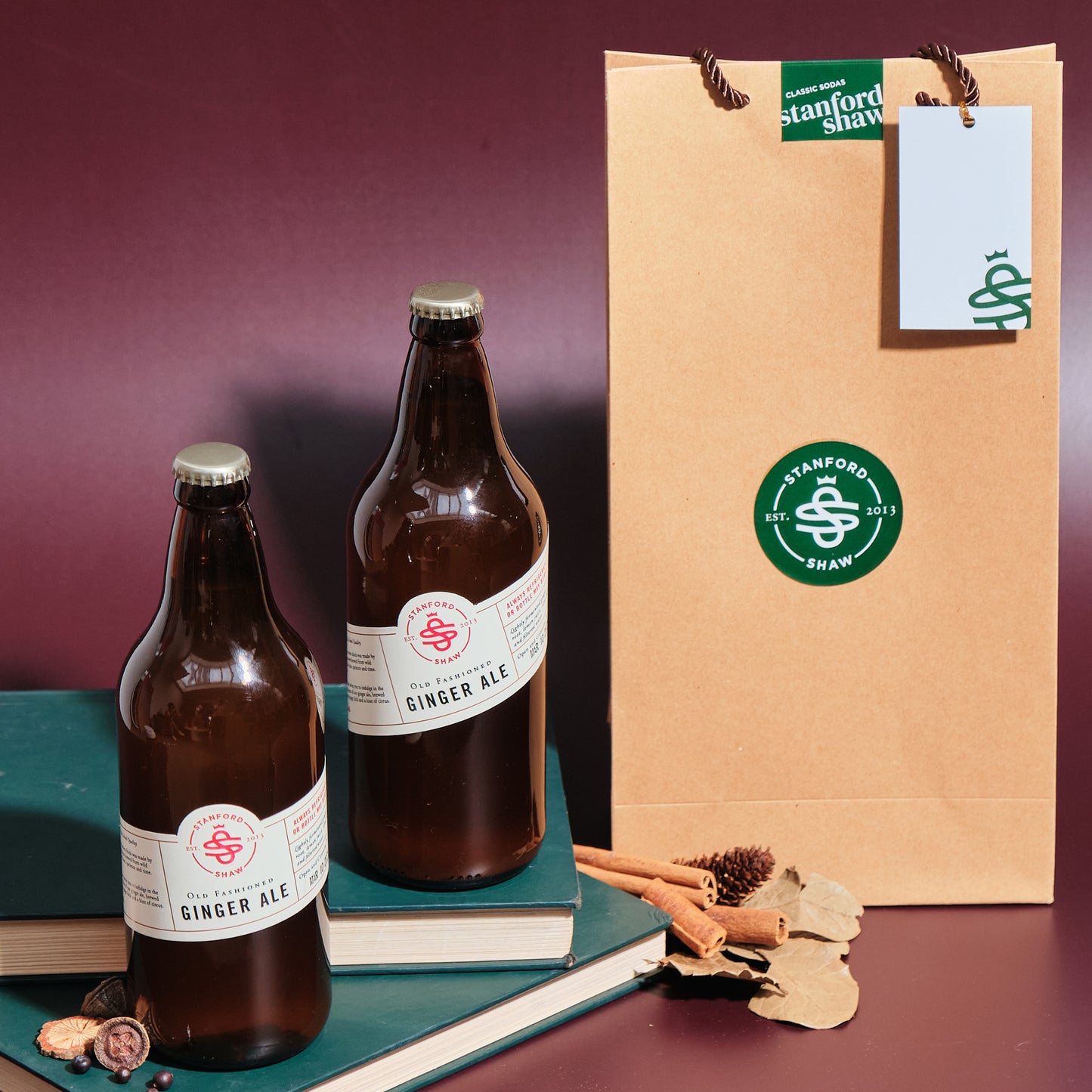 Double Bottle Gift Bag of Ginger Ale (600 ml)